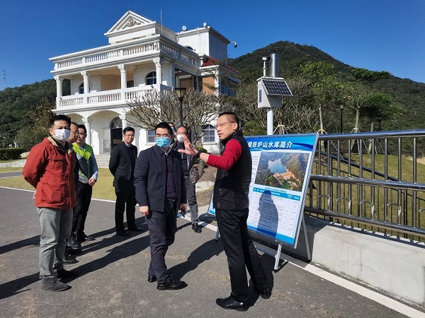西江局辅导赴918.com镇调研抗咸工作